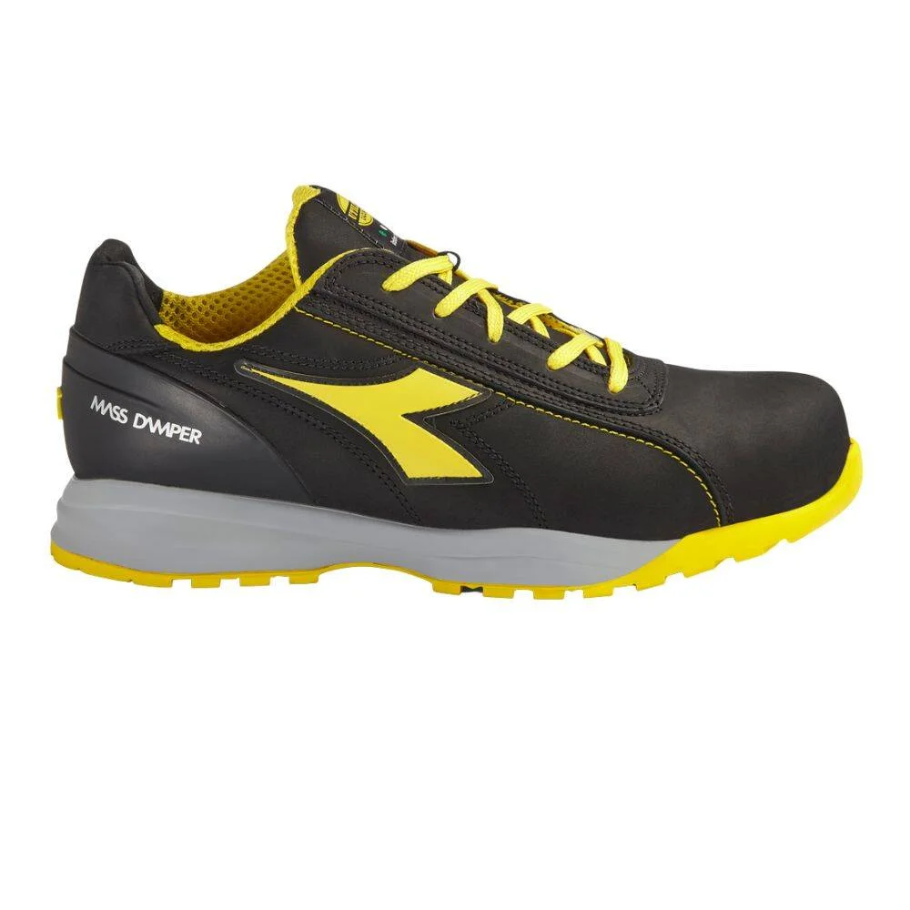 GLOVE MDS LOW S3 HRO SRC size 42 Diadora