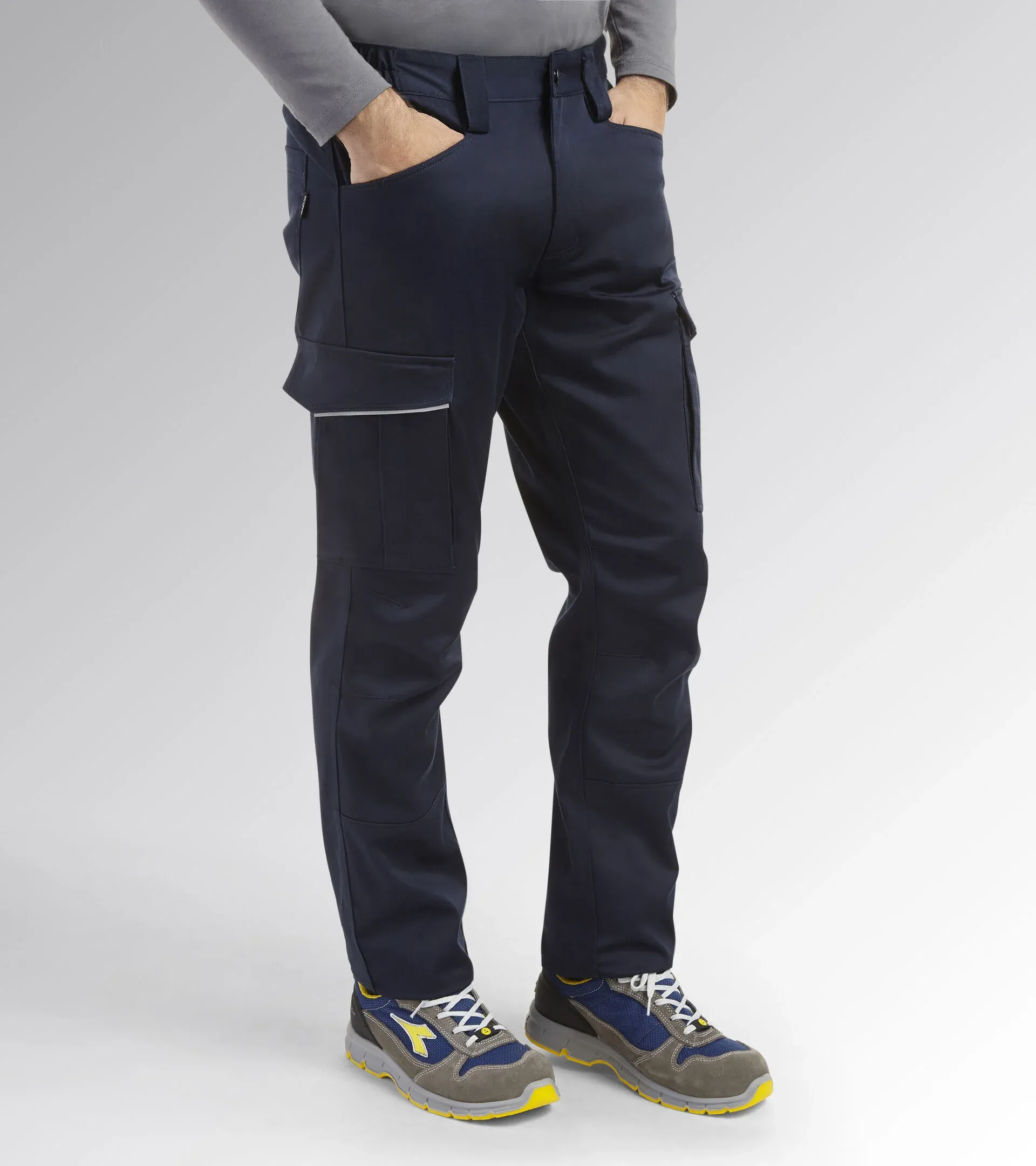 Pantaloni STAFF cargo Diadora