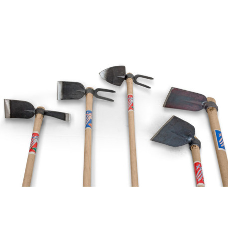 Hoe with handle L'ARTIGIANA
